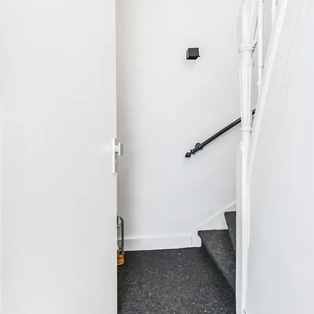 Apartament Beautiful House By The Sea On A-location *