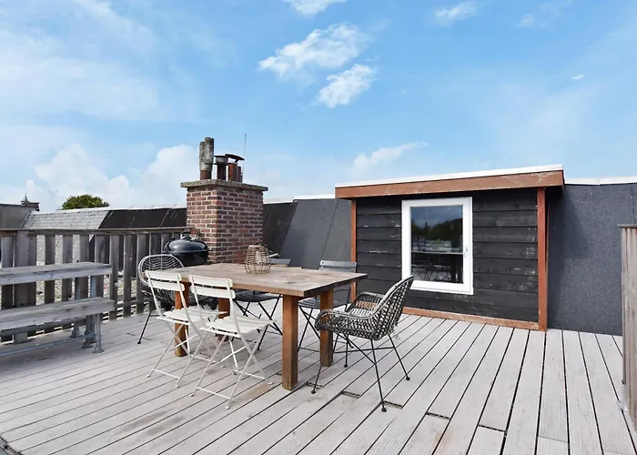 Lejlighed Beautiful House By The Sea On A-location *