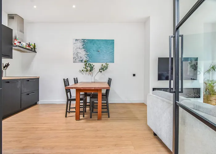 Apartament Beautiful House By The Sea On A-location *