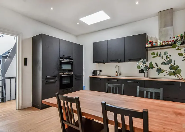 Beautiful House By The Sea On A-location Haga